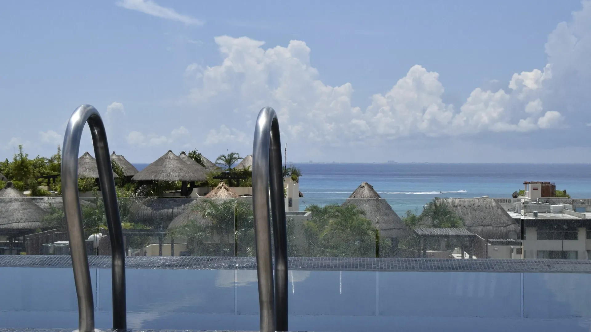 Siesta Fiesta Apartments Playa del Carmen Hotel